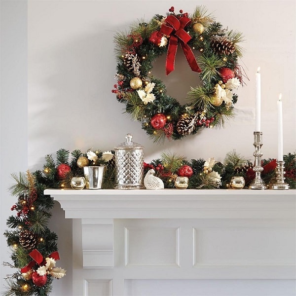 10 Christmas  Garland  Decorating  Ideas  Mommy Today Magazine