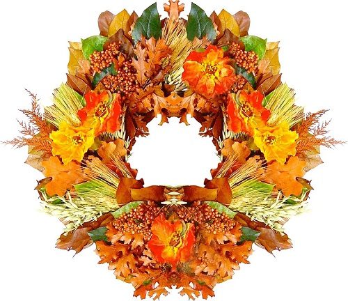 Autumn Poppy Wreath made with silk poppies. Love the fiery fall colors on this wreath! #autumndecor #falldecor