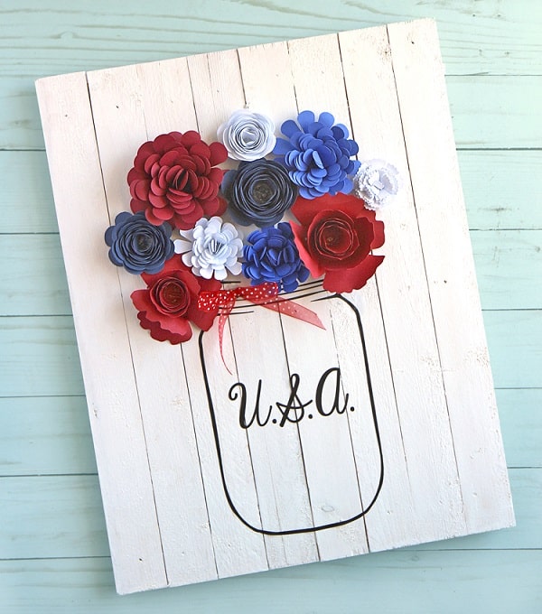 Patriotic Pallet Wood Sign with Rolled Paper Flowers